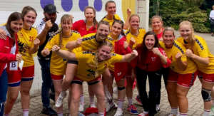 Read more about the article ERSTER SAISONSIEG: DAMEN MACHEN ES AM ENDE SPANNEND