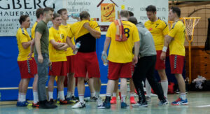 Read more about the article ZWEITE MANNSCHAFT ZIEHT SCHON VOR DER PAUSE DAVON