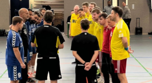 Read more about the article TROTZ HOLPRIGER LEISTUNG: ZWEITE MANNSCHAFT HOLT DERBYSIEG