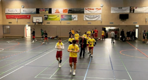 Read more about the article ZWEITE HERREN: KNAPPE NIEDERLAGE IM SPIEL UM PLATZ ZWEI